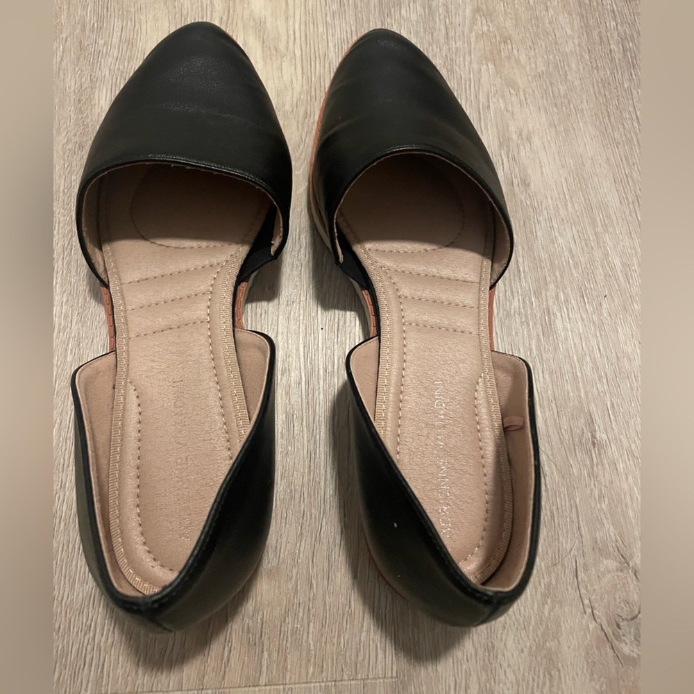 Women’s Black casual shoes flats size 10